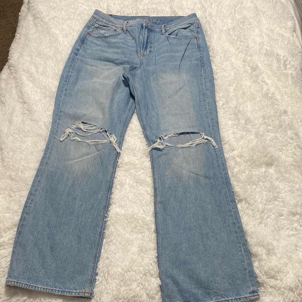 Women’s American Eagle 90s boot cut ripped blue jeans size 12